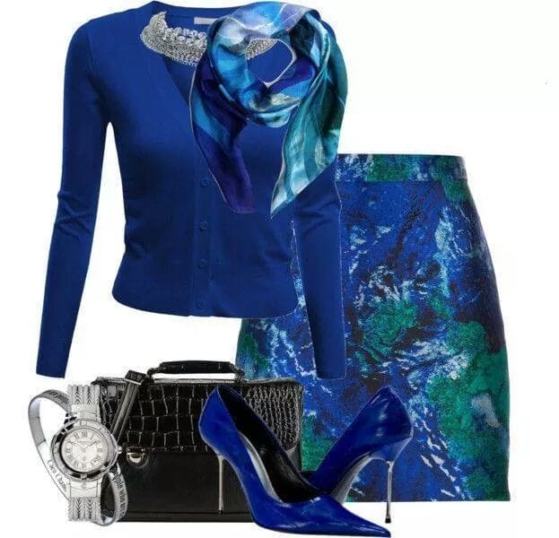 Outfit v modré barvě