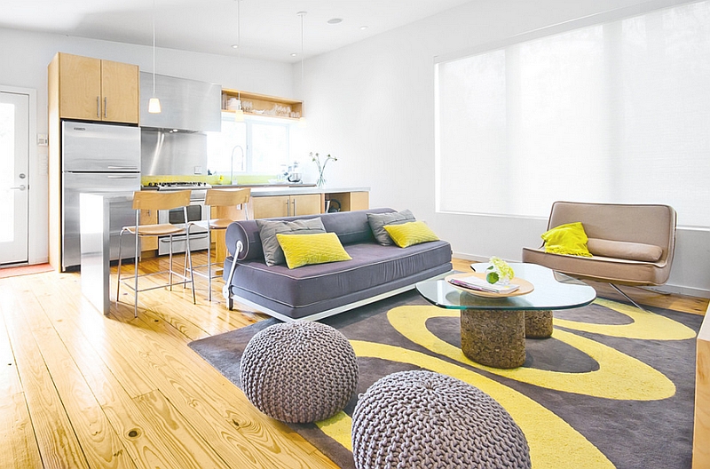 obývací pokoj ve žluté a šedé barvě